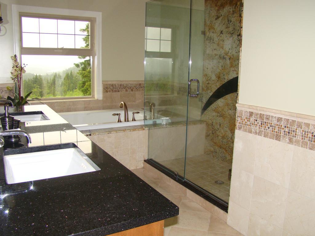 Malahat View Guesthouse Room photo